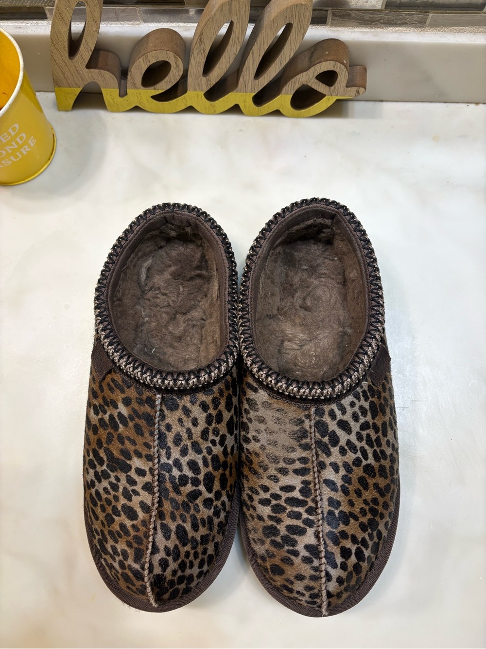 UGG Tasman Caspian Slippers Burnt Cedar Leopard Print 10